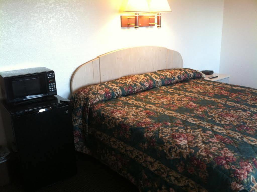 Budget Inn Wentzville Esterno foto